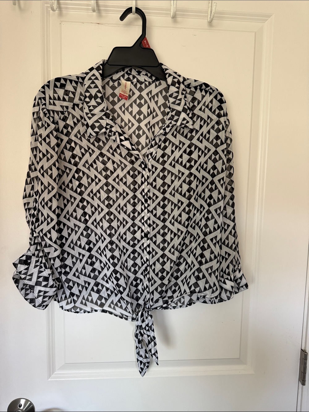 No Boundaries Black & White Geometric Tie-Front Button Down Shirt